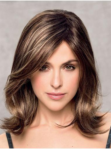 Shoulder-Length Brown Synthetic Wig Layered Wavy